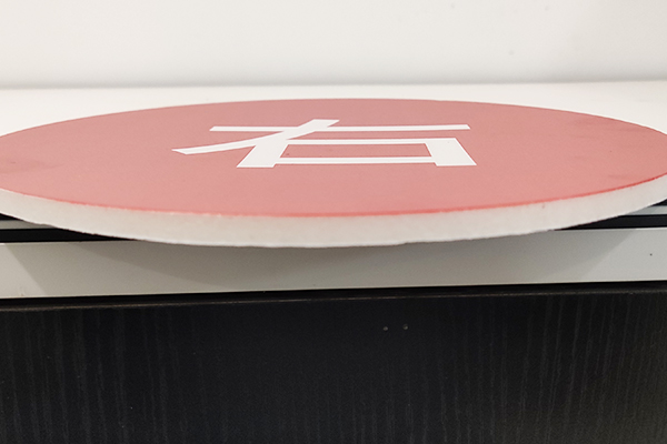 得馬Z3高速巡邊雕刻機(jī)切割的KT板